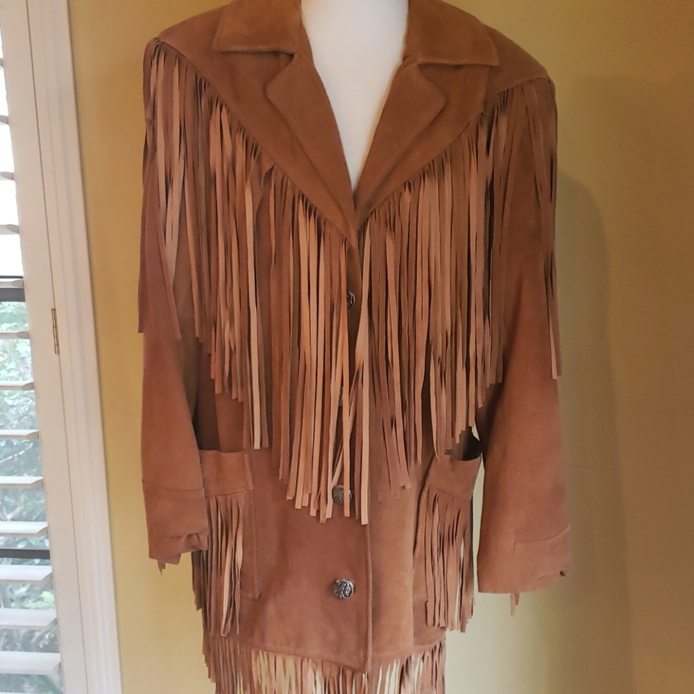 👑Host Pick👑  VINTAGE SUEDE FRINGED BOHO JACKET - Picture 7 of 10